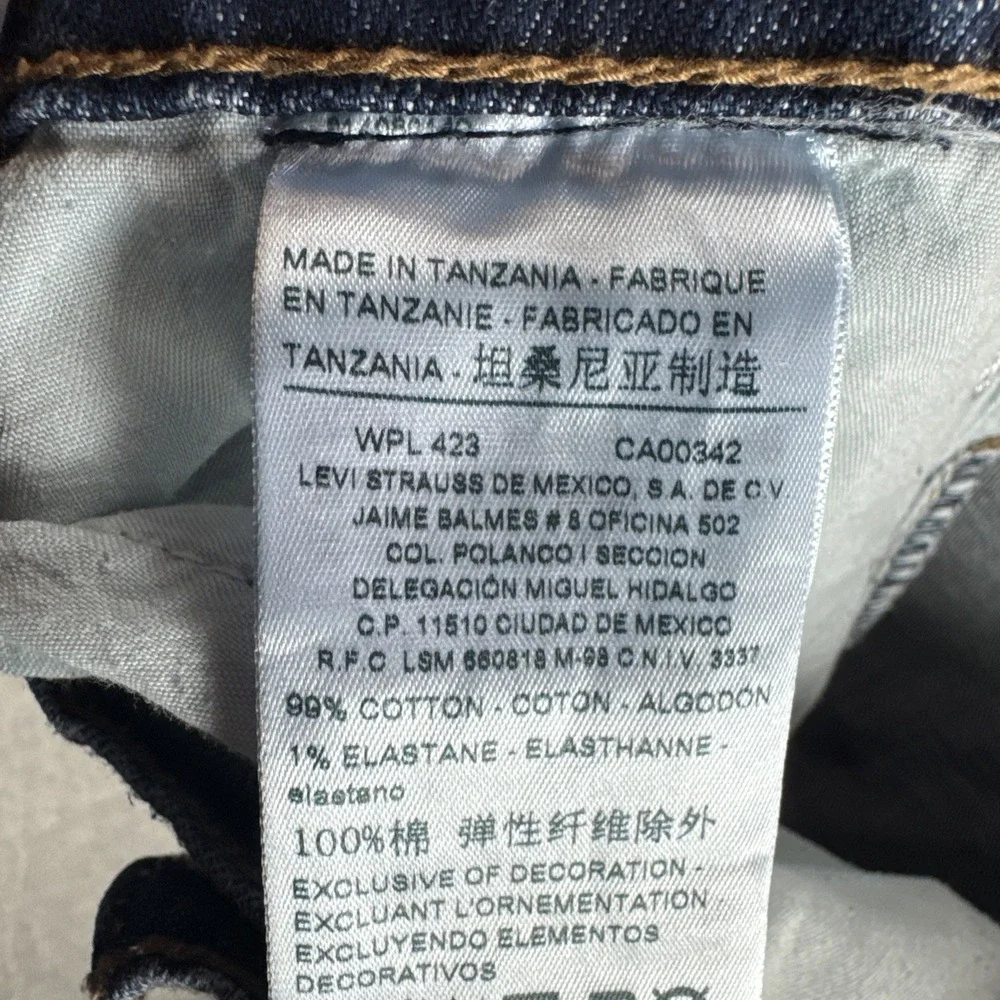 Signature Levi Strauss Gold Jeans Mens 42x32 Relaxed Blue Denim Pants Stretch